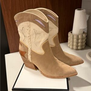 Tan and Cream Western Boots